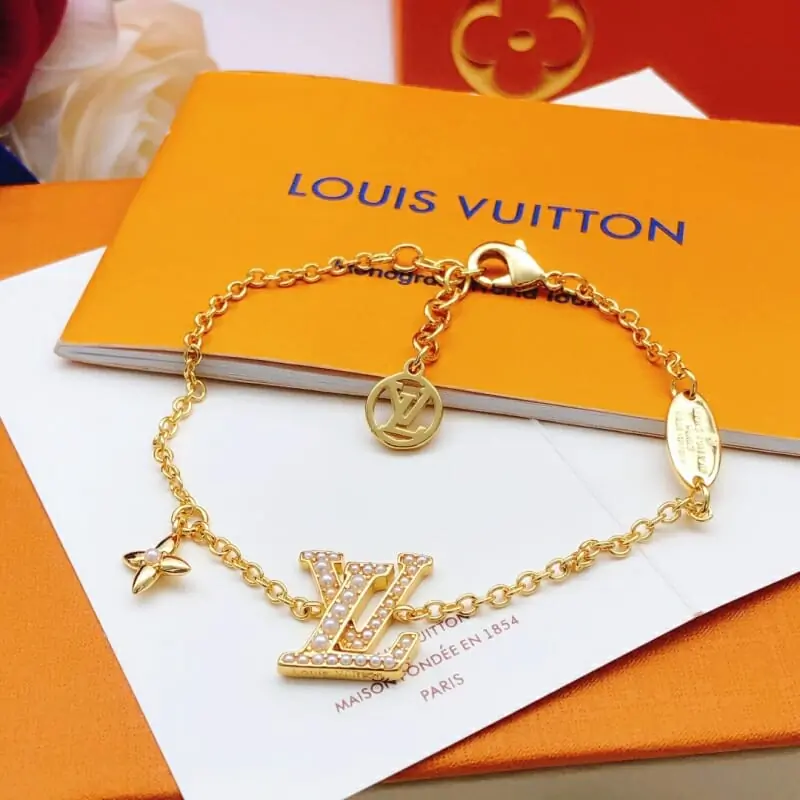 louis vuitton lv bracelets s_1234a61